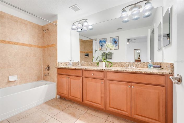 Image No.30-5 Bed Property for sale