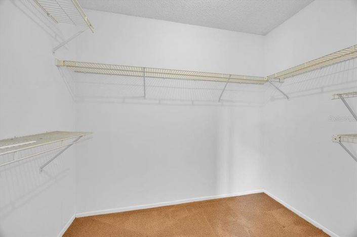 Image No.16-3 Bed Property for sale