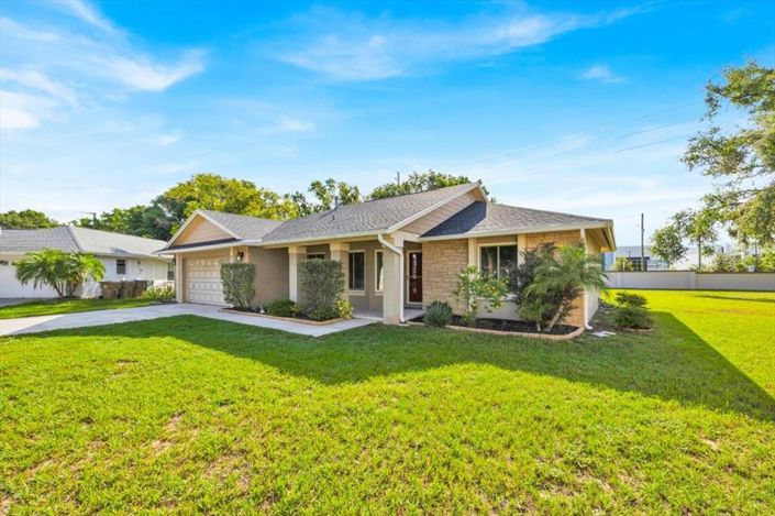 Image No.2-3 Bed Property for sale