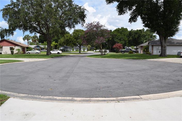 Image No.26-3 Bed Property for sale