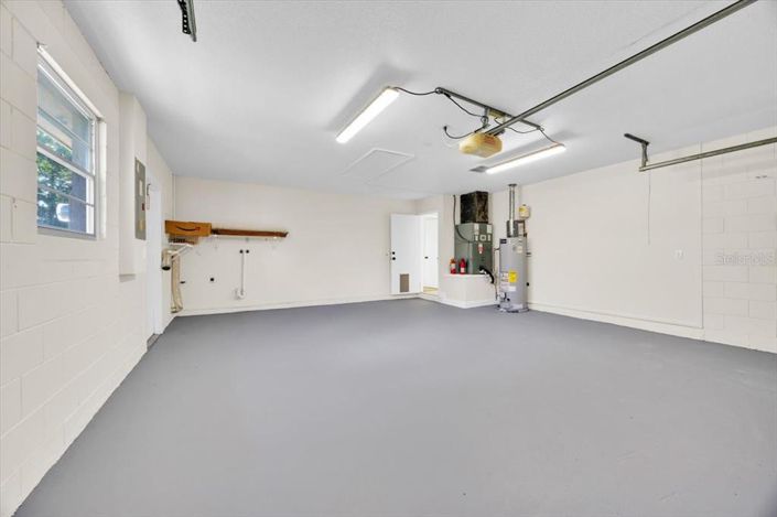 Image No.28-3 Bed Property for sale