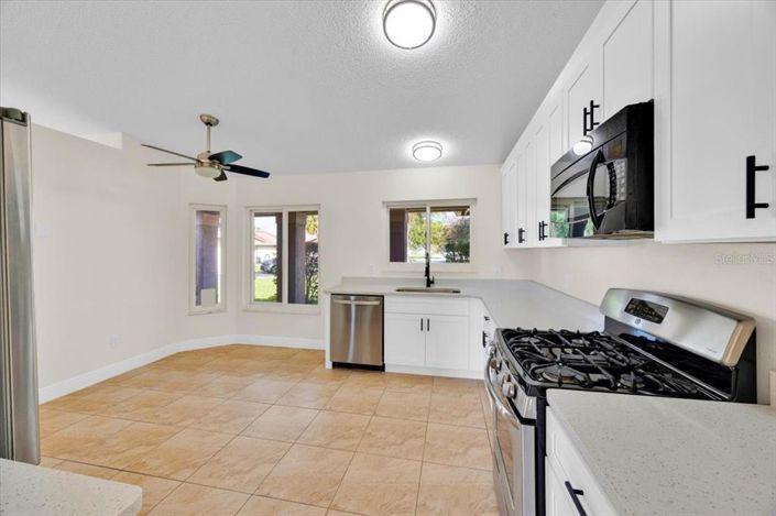 Image No.7-3 Bed Property for sale