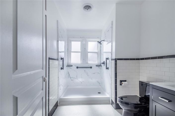 Image No.15-4 Bed Property for sale