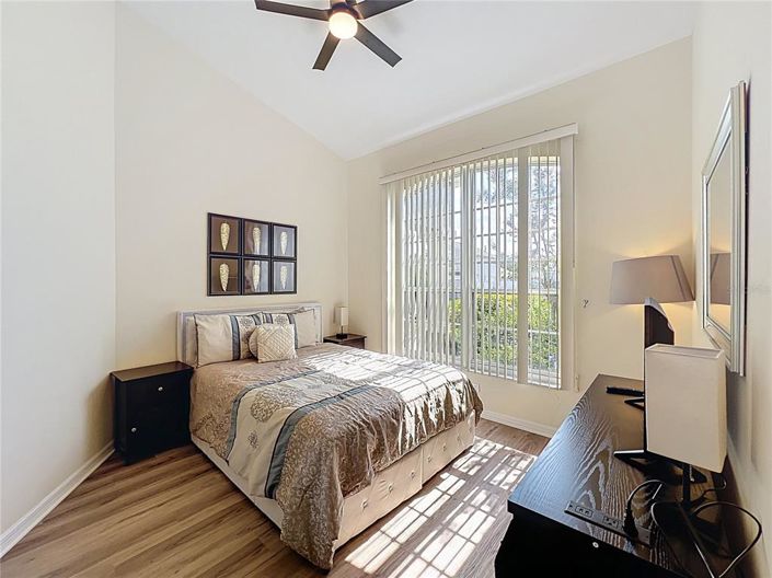 Image No.20-4 Bed Property for sale