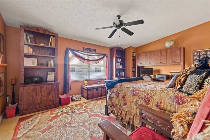 Image No.18-2 Bed Townhouse for sale