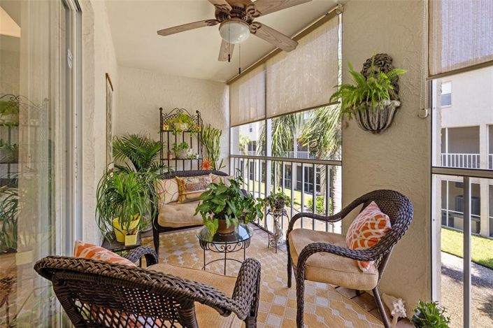 Image No.20-2 Bed Townhouse for sale