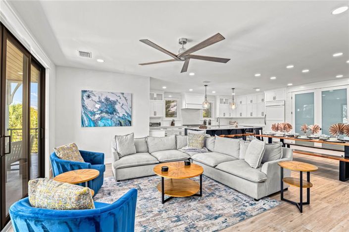 Image No.16-7 Bed Property for sale