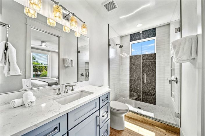 Image No.22-7 Bed Property for sale