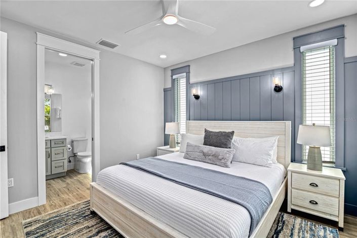 Image No.24-7 Bed Property for sale