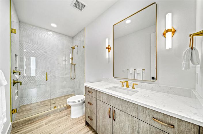 Image No.36-7 Bed Property for sale