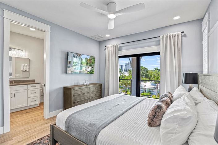 Image No.44-7 Bed Property for sale