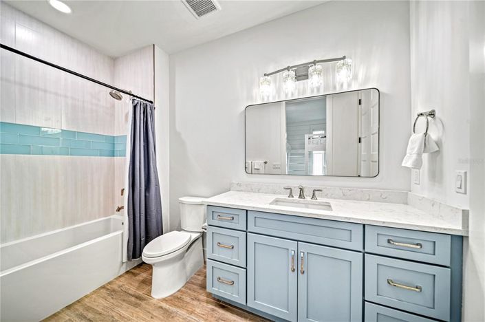 Image No.51-7 Bed Property for sale