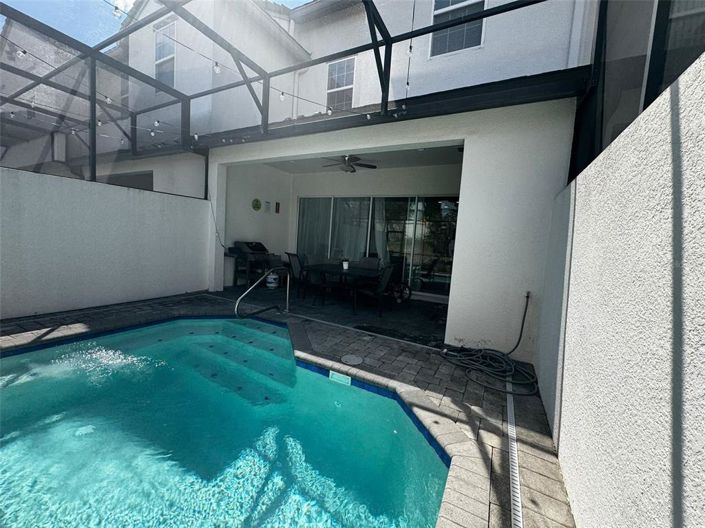 Image No.3-4 Bed Townhouse for sale