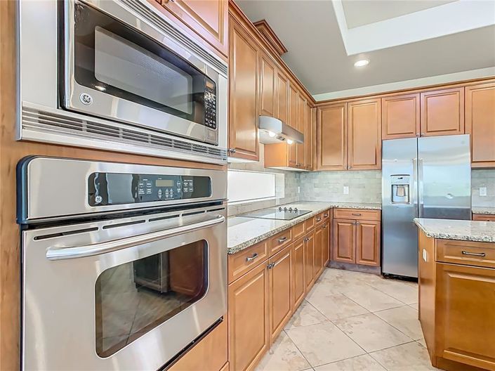 Image No.15-4 Bed Property for sale