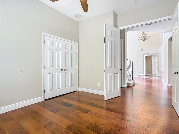 Image No.20-4 Bed Property for sale