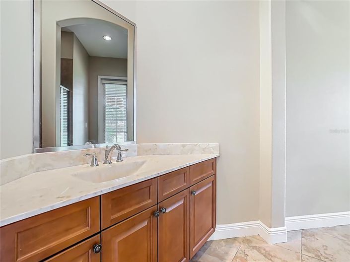 Image No.21-4 Bed Property for sale