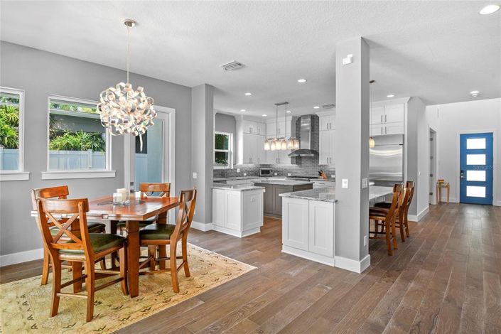 Image No.11-5 Bed Property for sale