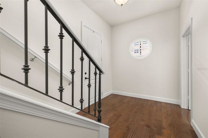 Image No.22-3 Bed Property for sale