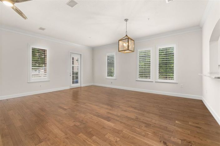 Image No.30-3 Bed Property for sale