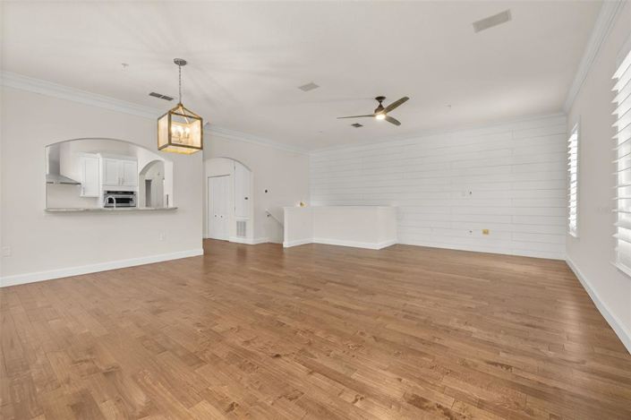 Image No.32-3 Bed Property for sale