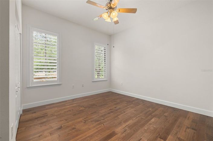 Image No.57-3 Bed Property for sale