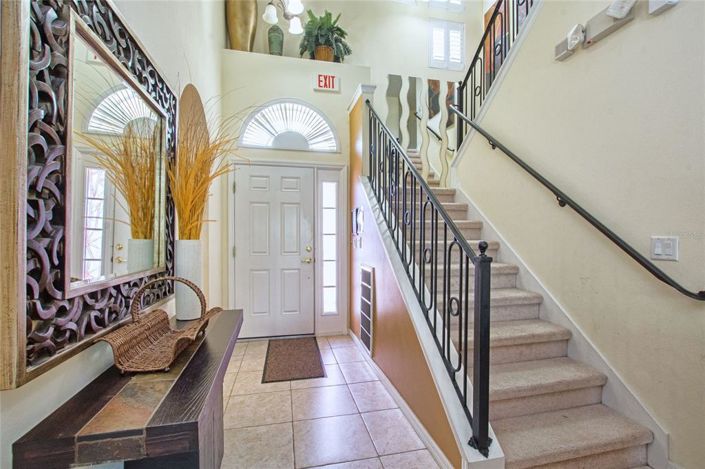 Image No.2-5 Bed Property for sale