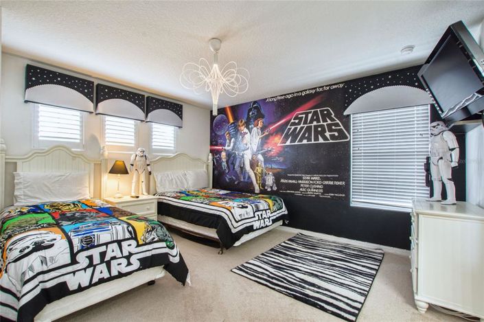 Image No.22-5 Bed Property for sale