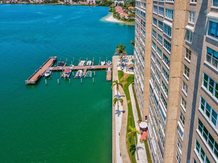 Image No.35-2 Bed Property for sale