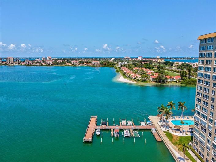 Image No.41-2 Bed Property for sale