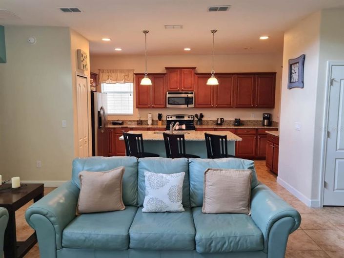 Image No.10-5 Bed Property for sale