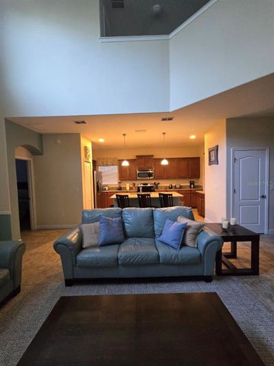 Image No.11-5 Bed Property for sale