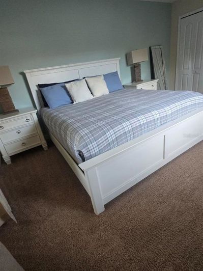 Image No.38-5 Bed Property for sale