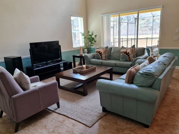 Image No.9-5 Bed Property for sale