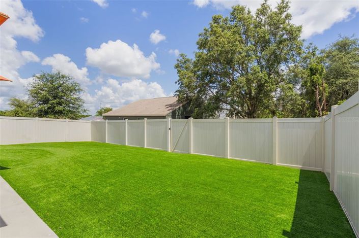 Image No.5-4 Bed Property for sale