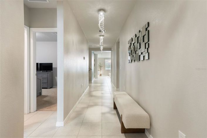 Image No.7-4 Bed Property for sale