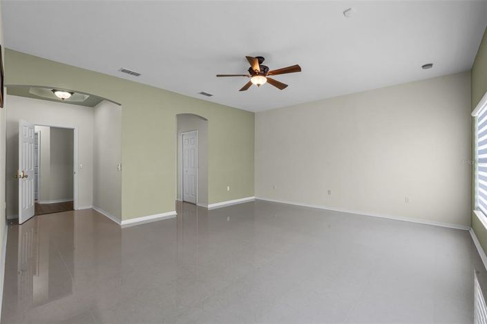 Image No.21-4 Bed Property for sale