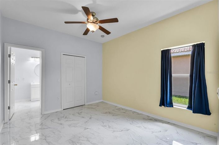 Image No.27-4 Bed Property for sale