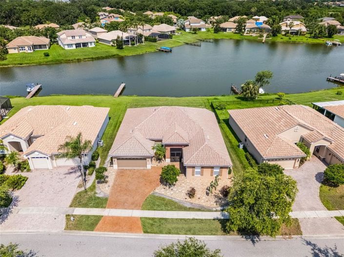 Image No.42-4 Bed Property for sale