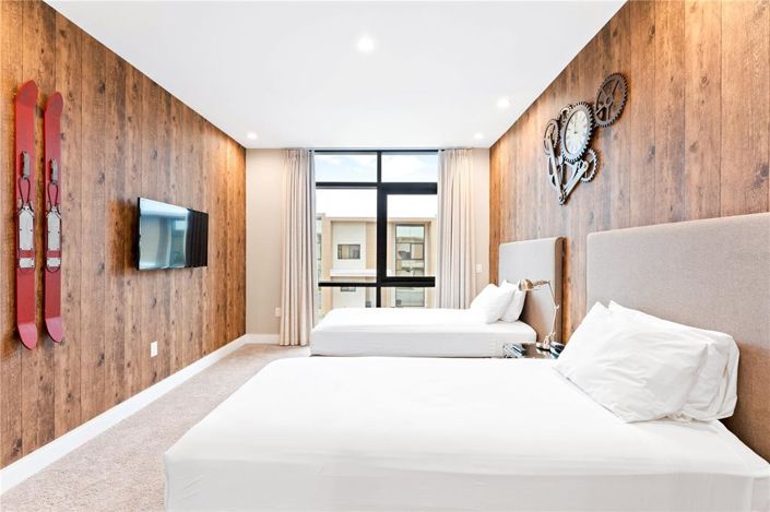 Image No.29-4 Bed Townhouse for sale