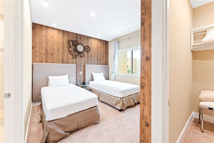 Image No.33-4 Bed Townhouse for sale