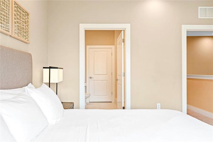 Image No.36-4 Bed Townhouse for sale