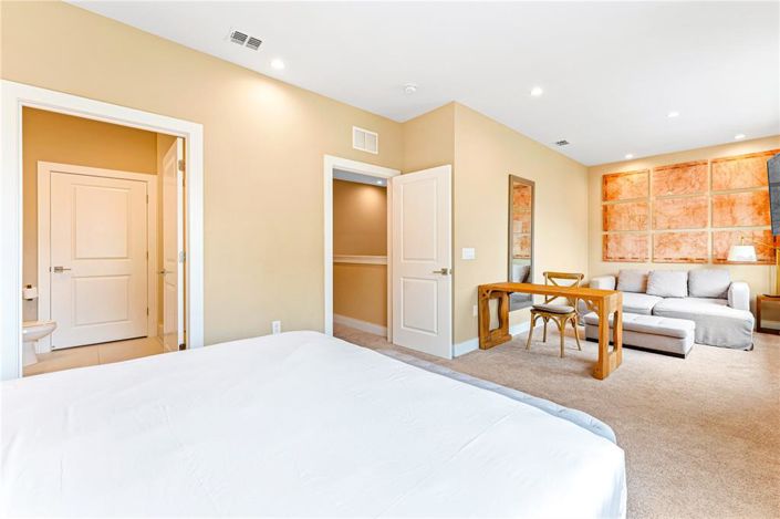 Image No.38-4 Bed Townhouse for sale