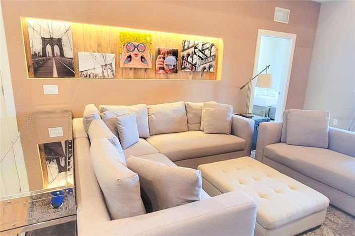 Image No.6-4 Bed Townhouse for sale