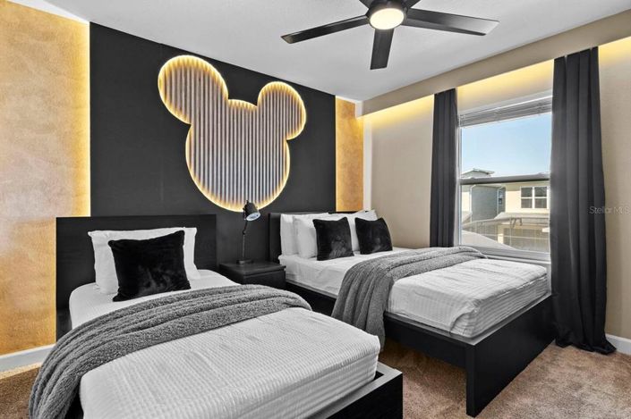 Image No.10-4 Bed Townhouse for sale