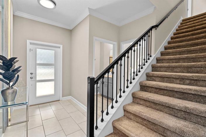 Image No.12-4 Bed Townhouse for sale