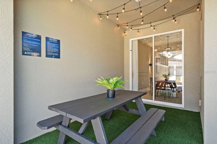 Image No.19-4 Bed Townhouse for sale