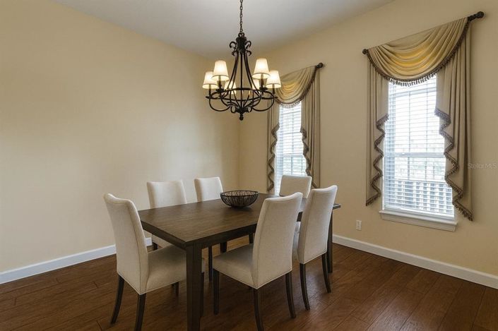 Image No.29-4 Bed Property for sale