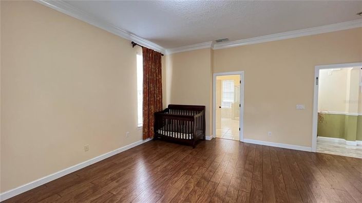 Image No.50-4 Bed Property for sale