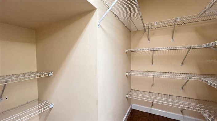 Image No.54-4 Bed Property for sale