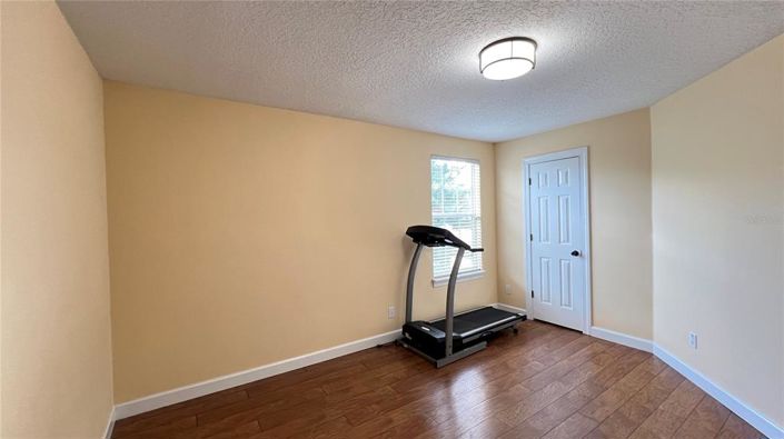 Image No.60-4 Bed Property for sale